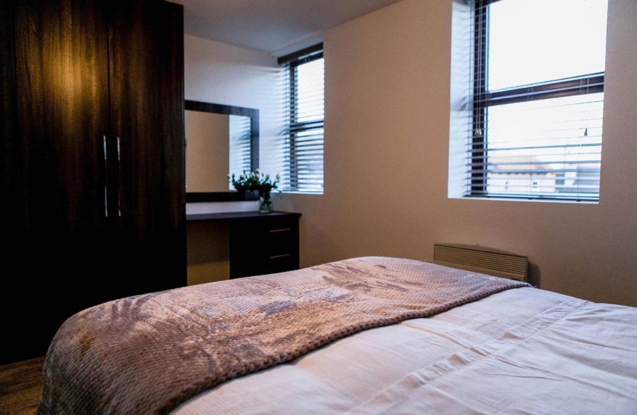 City Apartments By Elegance Living Peterborough Exterior photo